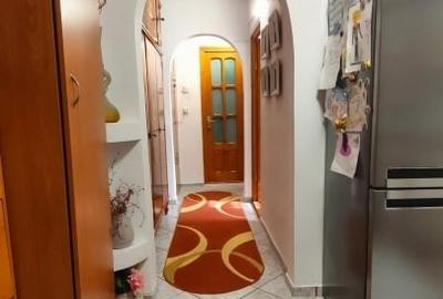 Apartament cu 3 camere decomandat în Păcurari - 3