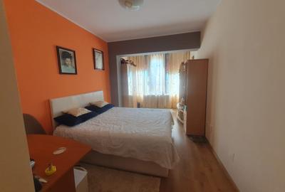 Apartament 3 camere Complex Vega, strada Tecuci, etaj 1/8