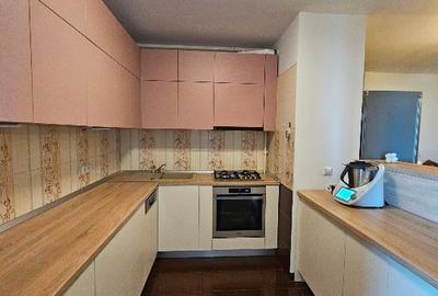 Apartament cu 3 camere semidecomandat în Aradului - 4