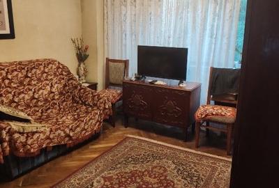 Apartament cu 4 camere decomandat, mobilat în Central - 1