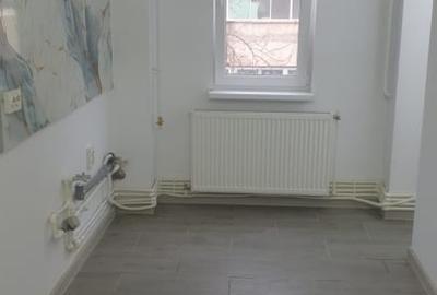 Apartament cu 2 camere decomandat în Hipodrom - 4