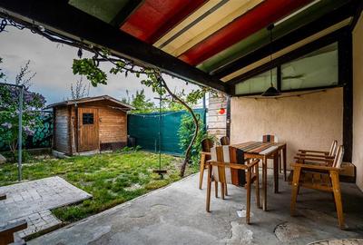 Casă cu 4 camere cu Canalizare în Central - 12