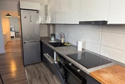 Apartament cu 3 camere spațios la mansarda  cu terase de 20mp - 1