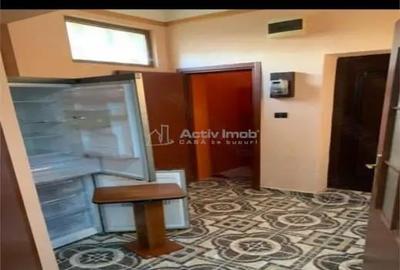 Apartament cu 3 camere semidecomandat în Central - 6