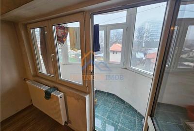 Garsoniera de vanzare, zona Mall Vitan - 5