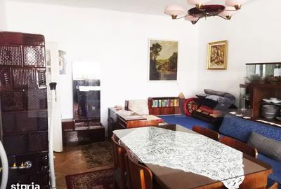Casă cu 4 camere cu Teren 15277 Mp în Central - 7