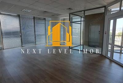 Spațiu comercial, de 120 mp, în Central - 4