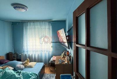 Apartament cu 4 camere în Berceni - 2