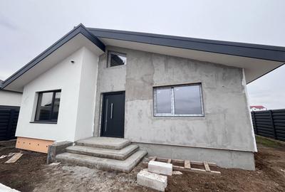 Casă cu 3 camere în Central - 4