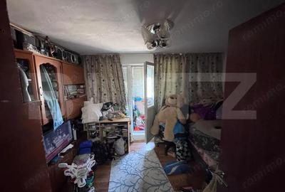 Apartament 2 Camere de Vanzare Micro 11, Targovi?te Etaj 4 - 1