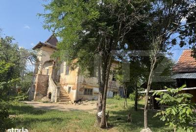 Casă cu 8 camere cu Teren 1200 Mp în Șimnicu de Sus - 2