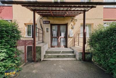 Apartament cu 2 camere decomandat în Florilor - 16