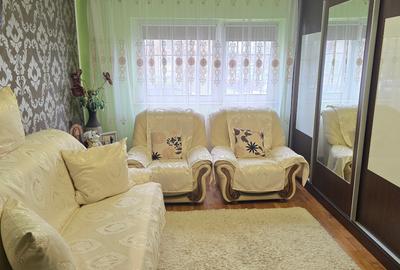 Apartament cu 3 camere decomandat în Central - 2