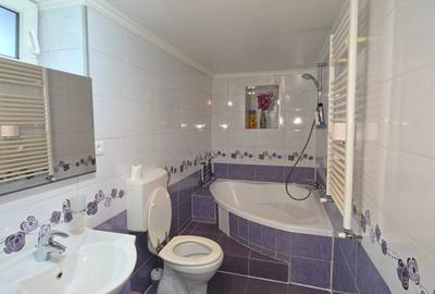 Apartament cu 3 camere decomandat în Central - 3