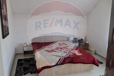 Casă cu 5 camere cu Teren 676 Mp în Bogdan Vodă - 6