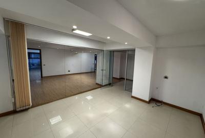 Birou, de 130 mp, în Unirii - 5