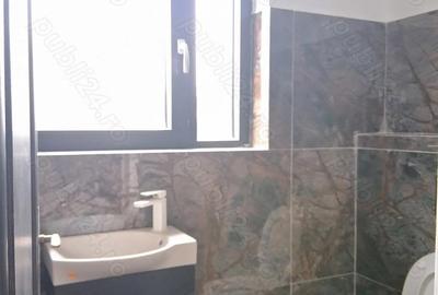 Casă cu 6 camere cu Teren 226 Mp în Odăile - 13