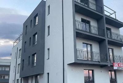 Apartament cu 3 camere decomandat în Girocului - 2