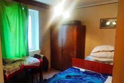 Apartament cu 2 camere decomandat în Calea Moroieni - 8