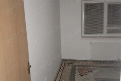 Vand apartament cu trei camere Str Doctor Hacman Nr 34 STR Dr.Hacman (la fantana) - 2