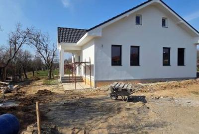 Casă cu 3 camere în Viile Satu Mare - 5