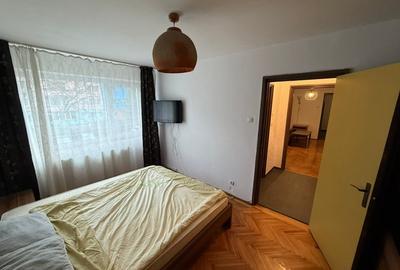 Apartament 2 camere, etaj 1,  balcon, baie cu geam – zona excelenta Sasar - 11