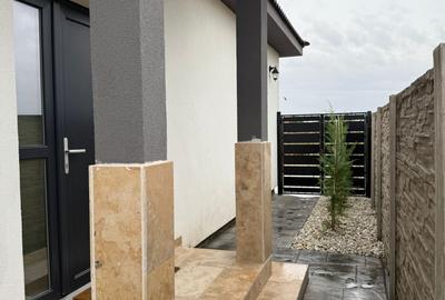 360 Grade Imobiliare oferă spre vânzare un ½ duplex în Remetea Mare - 3