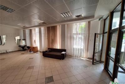 Spatiu comercial - - chirie - langa teatrul Maria Filotti - - 6