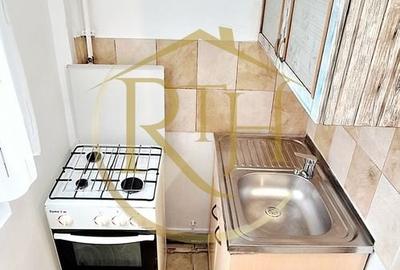 Oferim spre vanzare garsoniera,centrala proprie,zona Girocului, str. Salcamilor - 13