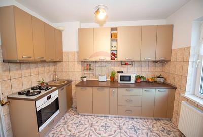 Apartament cu 2 camere de vanzare zona Turda Strada Stefan Stoika - 3