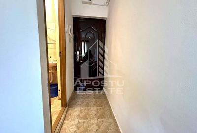 Garsoniera la etajul 1 in zona Girocului - 3