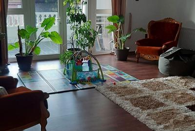 Casă cu 4 camere în Central - 2