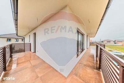 Casă cu 4 camere cu Teren 500 Mp în Central - 13