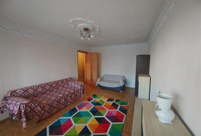 Apartament cu 3 camere decomandat, mobilat în Vest - 2
