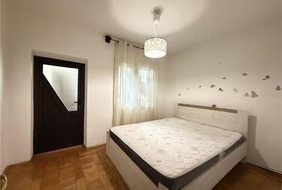 Casă cu 4 camere cu Canalizare în Moara de Vânt - 2