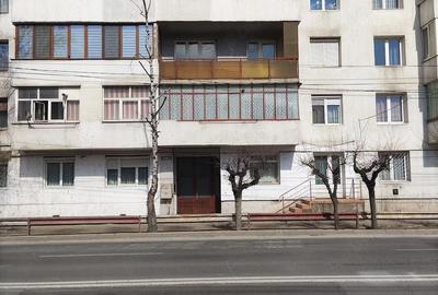 Apartament cu 3 camere decomandat în Central - 3