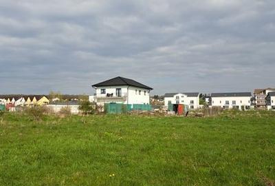 Teren de 550 mp, în Ștrand - 2