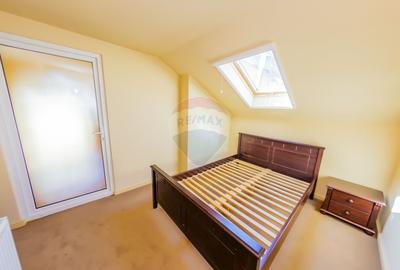 Casă cu 7 camere cu Teren 1000 Mp în Exterior Sud - 7