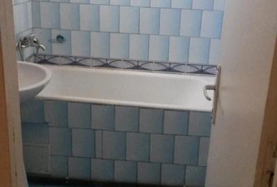 Apartament cu 3 camere semidecomandat în Central - 3
