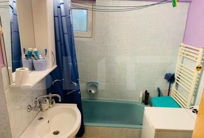 Apartament cu 3 camere decomandat, mobilat în Central