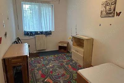 Apartament 4 camere -Zona Sud - etaj 2 4 -60mp Apartament 4 camere -Zona Sud - etaj 2 4 -60mp - 2