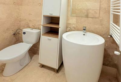 Casă cu 4 camere cu Canalizare în Central - 3