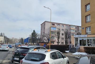 Spațiu comercial, de 60 mp, în Astra - 1