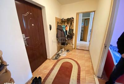 Apartament cu 3 camere semidecomandat, mobilat în Rahova - 4