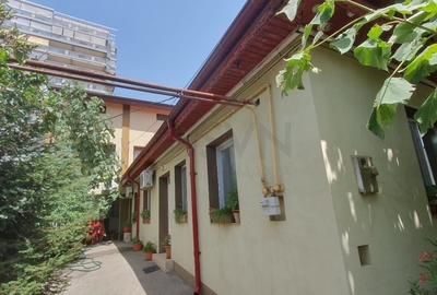 Casă individuală cu 6 camere cu Canalizare în Dristor - 10