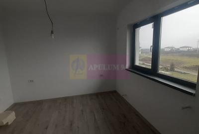 Casă cu 4 camere cu Teren 180 Mp în Măgurele - 2