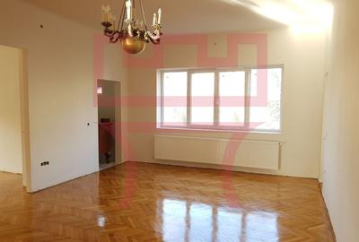 Apartament cu 3 camere semidecomandat, mobilat în Semicentral - 16