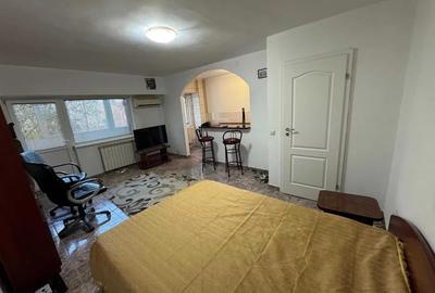 Inchiriere Garsoniera Spatioasa Nerva Traian - 3