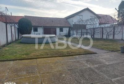 Casă cu 4 camere decomandat în Bungard