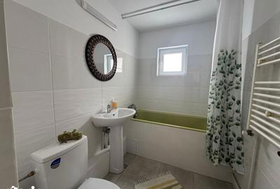 Apartament cu 3 camere decomandat în Mărăcineni - 2